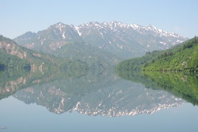 奥只見湖　新緑