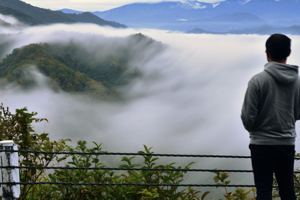 枝折峠　滝雲・雲海