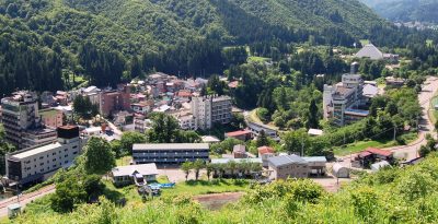 大湯温泉全景